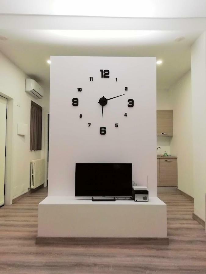 Indipendent Mini Apartment Pescara Centro Bagian luar foto